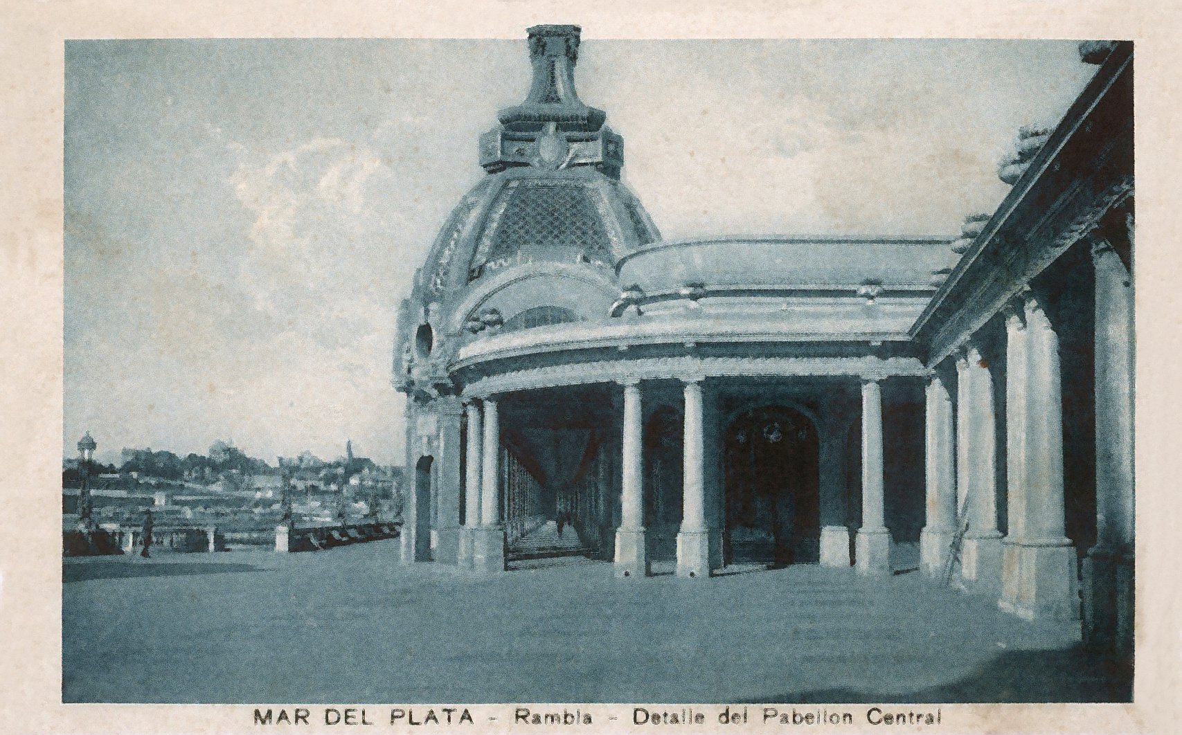 Rambla Bristol - Detalle del pabellón central